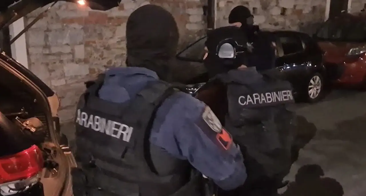 Estorsione, usura e traffico di rifiuti: 8 arresti in Piemonte