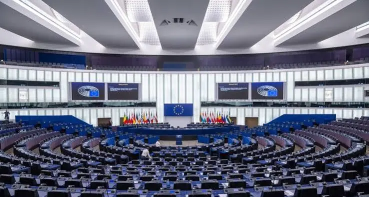 Il rigore sbagliato dei politici digitali