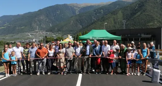 Laces, inaugurato il nuovo ponte sul Rio Plima