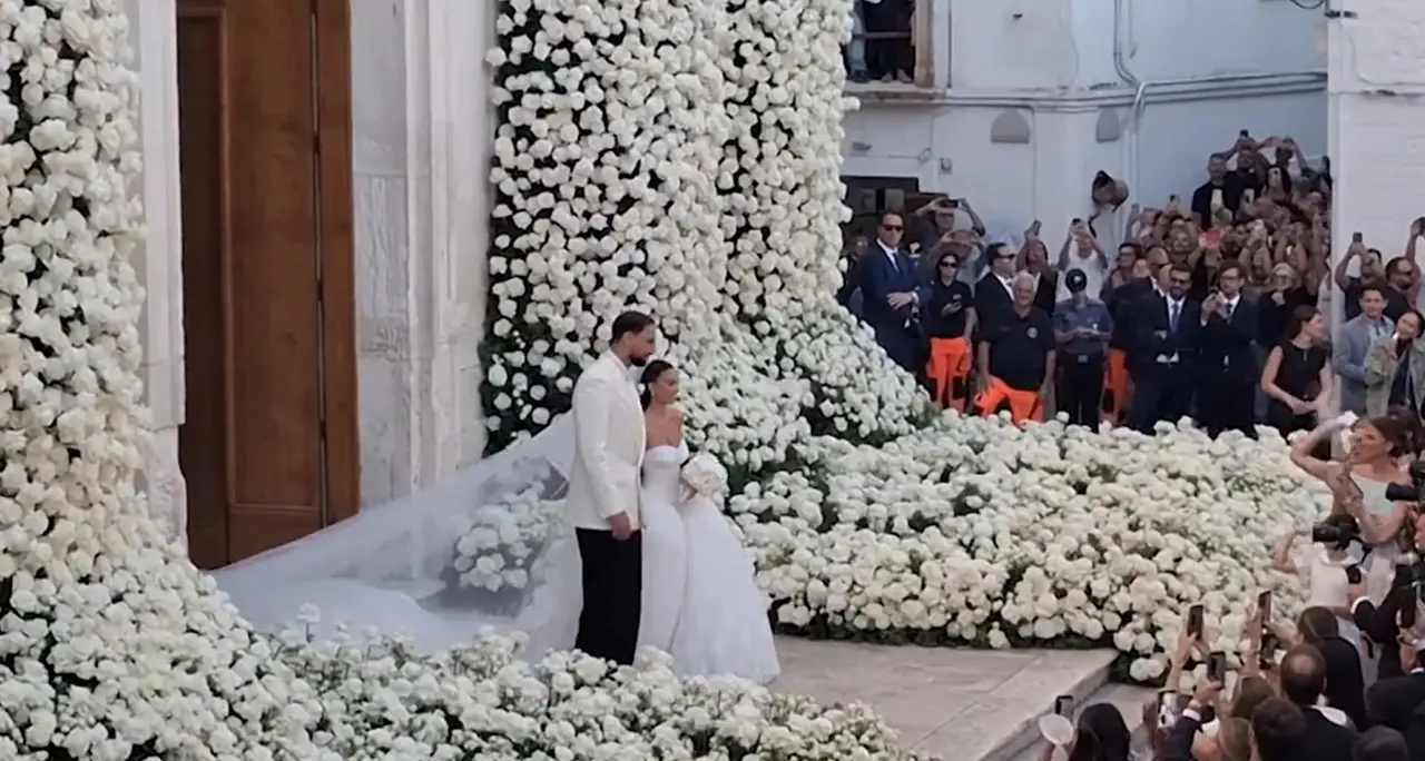 Locorotondo in festa per le nozze di Gigio Donnarumma e Alessia