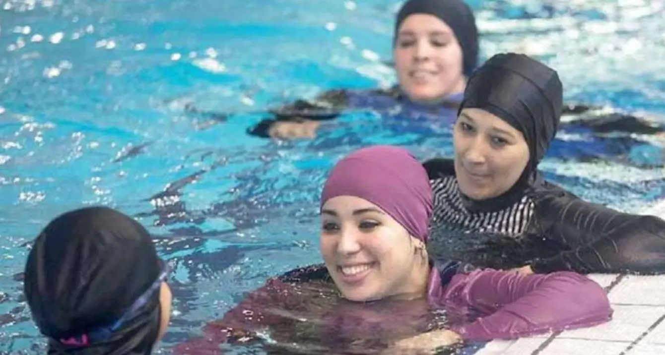 Lido “riservato”: destra e sinistra divise dal burkini