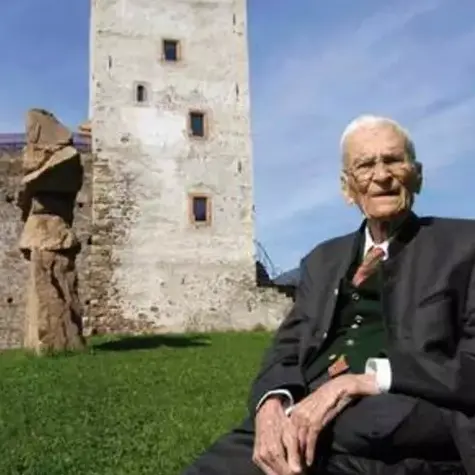 Bolzano dedica una statua a Silvius Magnago, il padre dell'autonomia