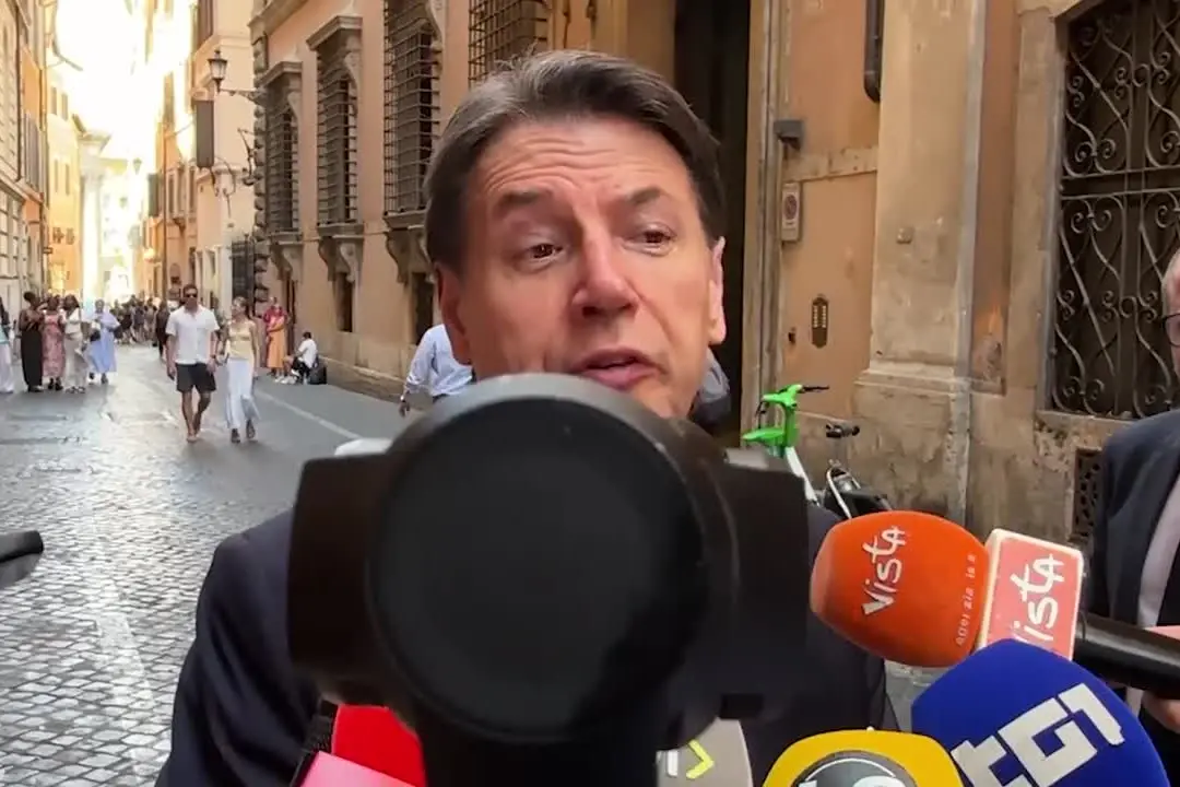 Conte, Grillo aveva detto che Draghi era un grillino, fate voi...