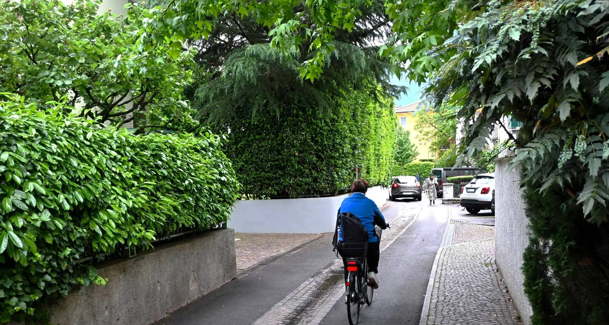 Via Fucine diventa asse ciclabile: parte il cantiere per collegare ospedale e centro