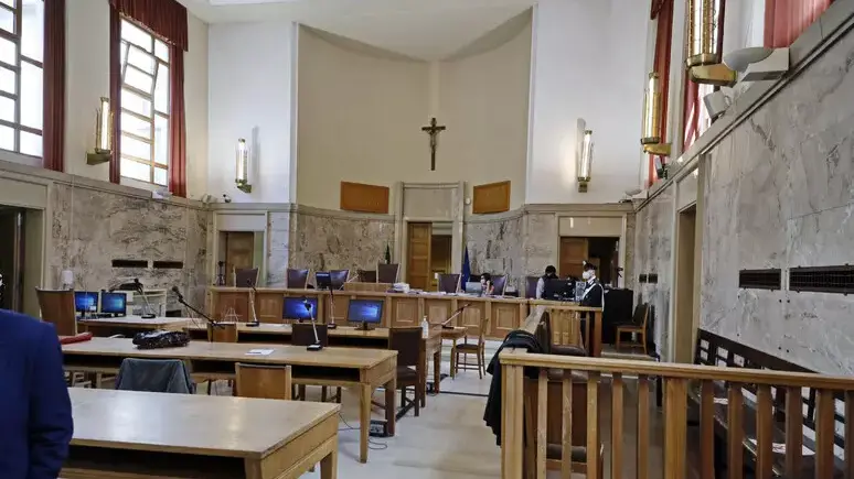 Patentini di bilinguismo falsi, la Procura di Bolzano procede per falso ideologico