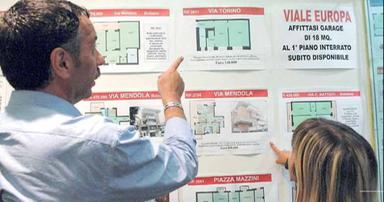 La denuncia: «A Bolzano non ci sono case per noi madri sole»