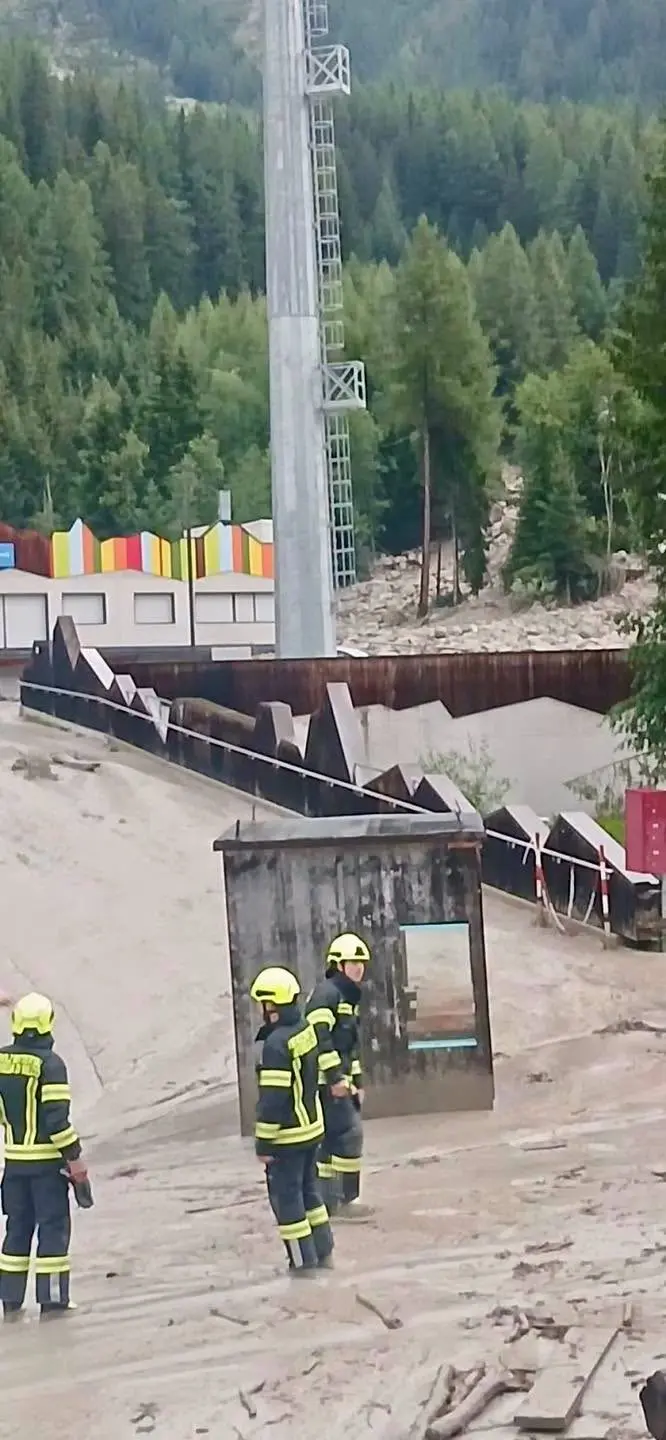 Violento nubifragio ad Anterselva, fango e massi invadono il Centro Biathlon