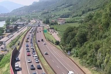 A22 al rallentatore: code e rallentamenti in entrambe le direzioni