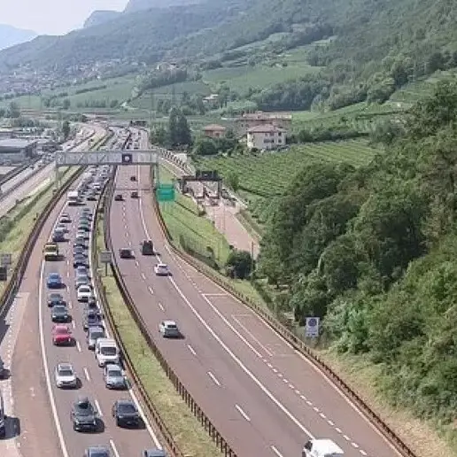 A22 al rallentatore: code e rallentamenti in entrambe le direzioni