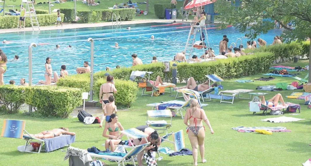 Bolzano, da oggi due vigilantes in serivizio al lido
