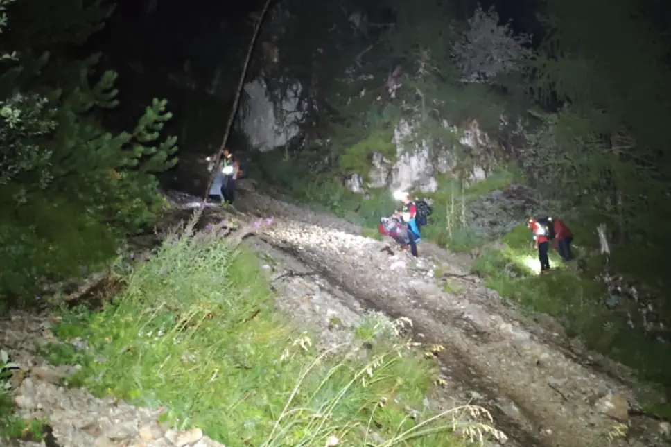 Salvataggio notturno per sei escursionisti sorpresi da un temporale