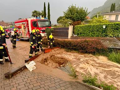 Maltempo, vigili del fuoco e tecnici al lavoro sul territorio