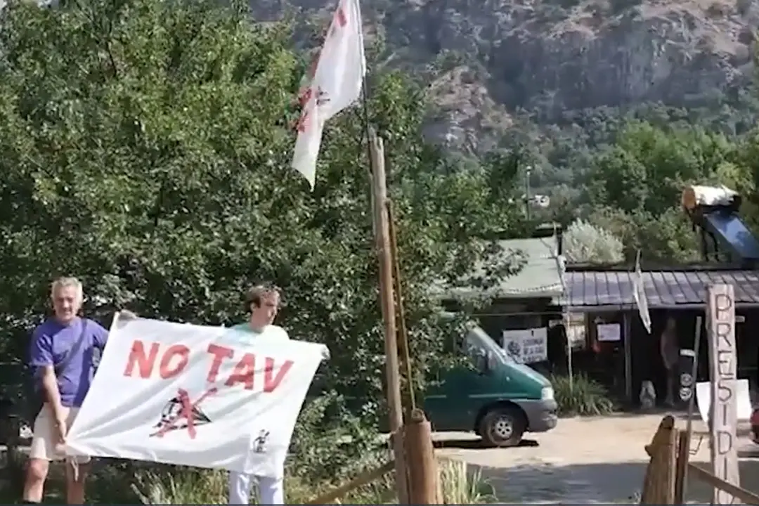 Val di Susa, un militante no Tav: \"Amo questo territorio e non voglio sia devastato\"