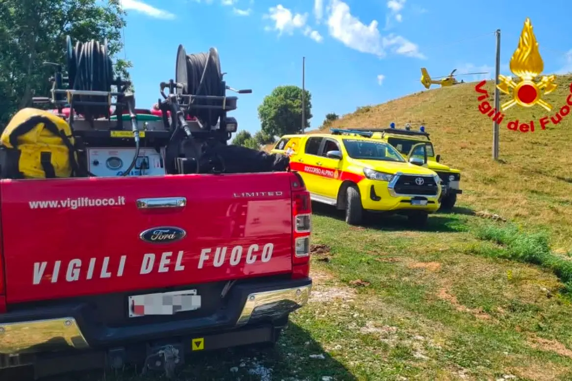 Cade con il cavallo in un dirupo: tragico incidente a Malga Cimo