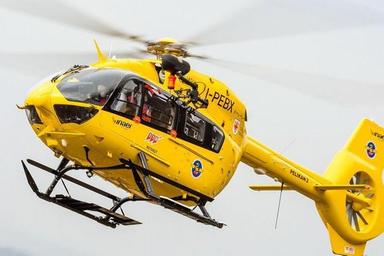 Varna, cade con la e-bike e precipita nel pendio: 21enne in condizioni gravissime