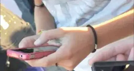 Social vietati agli under 15, Achammer: «La tutela dei minori viene prima»