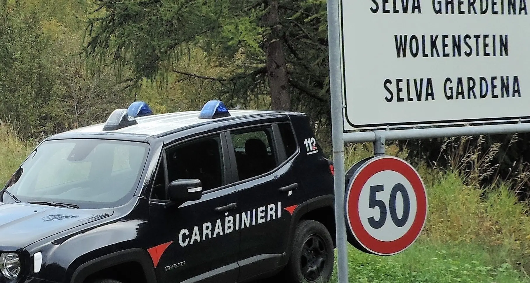 Selva, rubano spumante da 200 euro: tornano e vengono denunciati