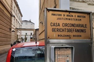 Carcere di Bolzano, 64.758 detenuti e affollamento al 140 per cento