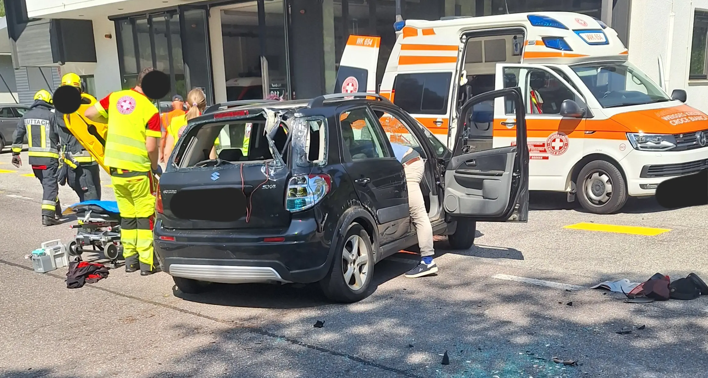 Lutago, scontro tra due auto: una persona ferita