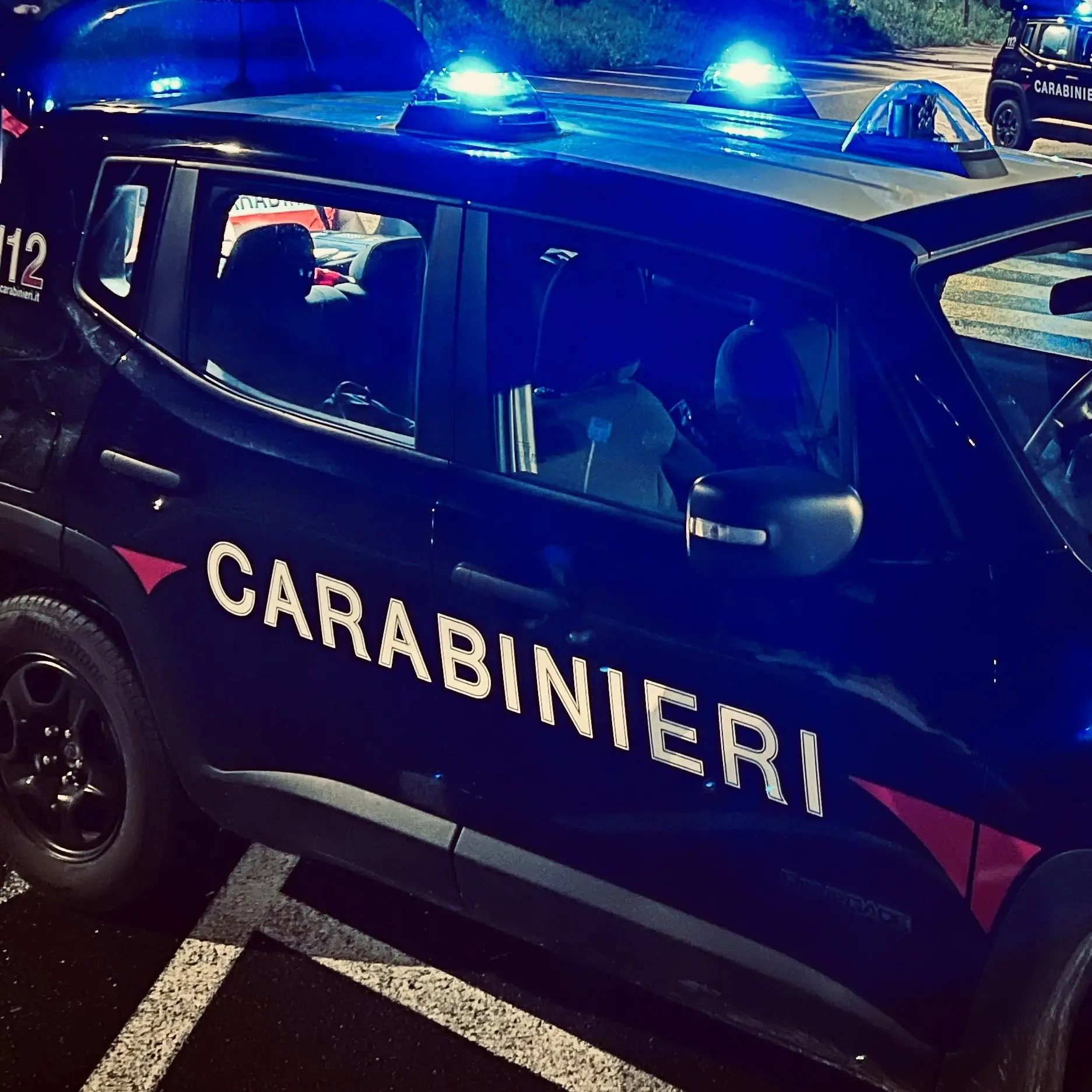 Ruba da un garage una e-bike da 5 mila euro: incastrato dalle telecamere