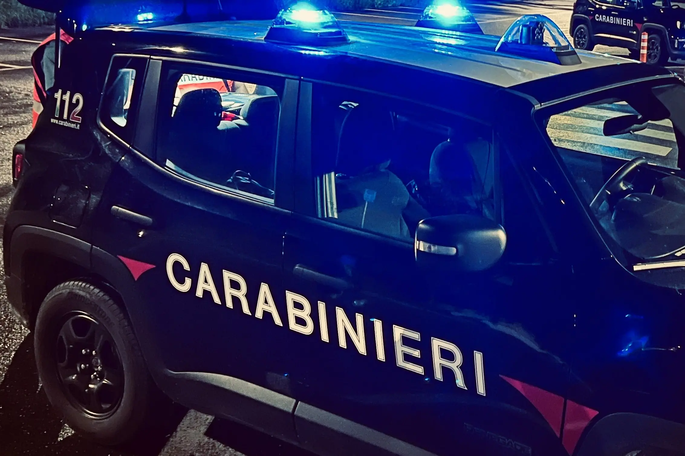 Ruba da un garage una e-bike da 5 mila euro: incastrato dalle telecamere