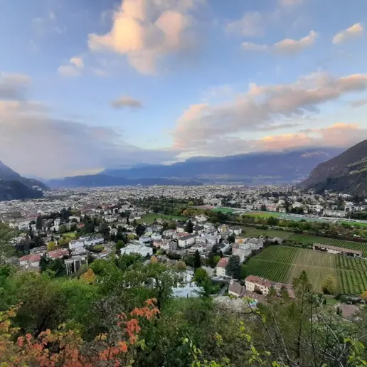 Bolzano: oltre 106 mila residenti, stranieri al 15,3%