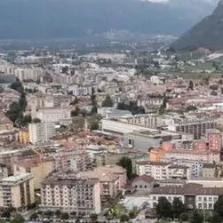 Bolzano città di single, quasi la metà delle famiglie è unipersonale