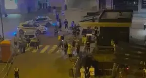 Maxi rissa in piazza Domenicani, arrestato un 29enne: sette denunciati