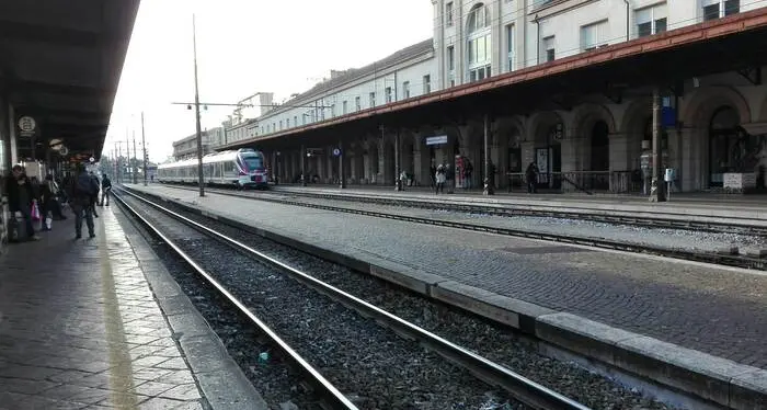 Bolzano-Merano, domenica 16 agosto stop ai treni per lavori sulla linea