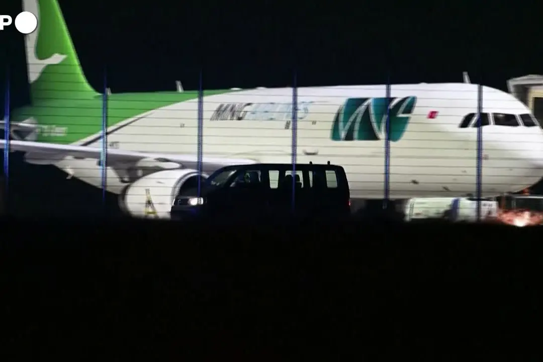 Drone con esplosivo trovato all'aeroporto di Lipsia vicino ad aereo ucraino
