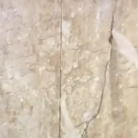 Infiltrazioni nei sottopassaggi della stazione: immagini virali e polemiche