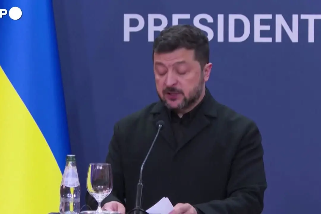 Zelensky a Belgrado: \"L'Ucraina non ha più centrali elettriche intatte\"