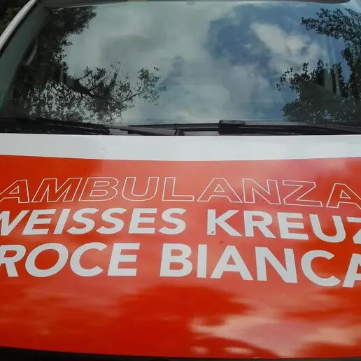 Passo delle Palade, scontro tra due auto: due feriti