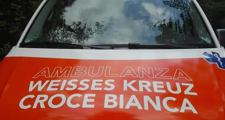 Passo delle Palade, scontro tra due auto: due feriti