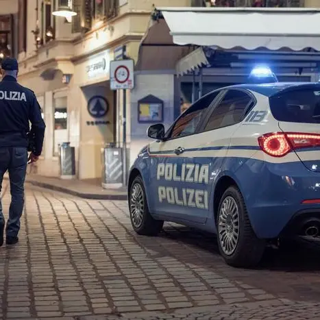«Con la polizia niente tedesco»: la Süd-Tiroler Freiheit porta il caso in aula