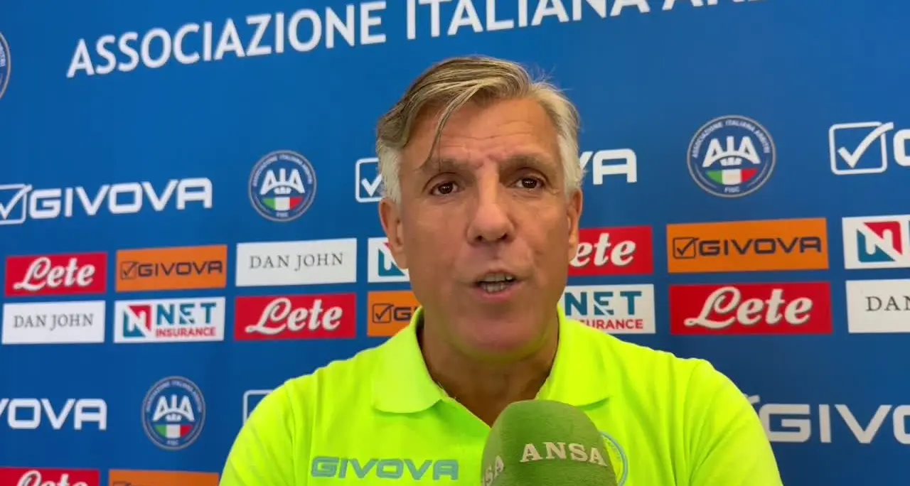 Calcio, Messina: \"Non ammetteremo errori etici degli arbitri\"