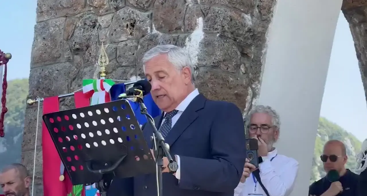 Tajani: “Europa e il mondo attraversati da spettro estremismo e intolleranza” 