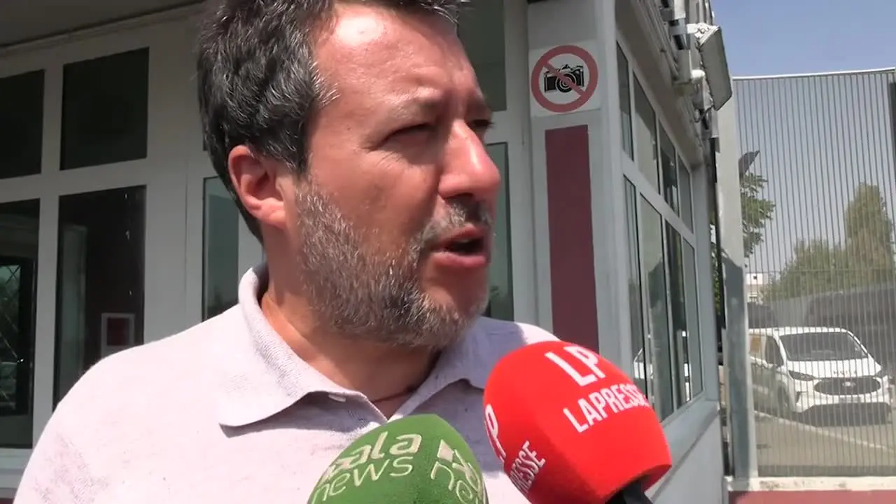 Salvini: \"Raccolta soldi per Roggero a eventi Lega, anche a Pontida\"