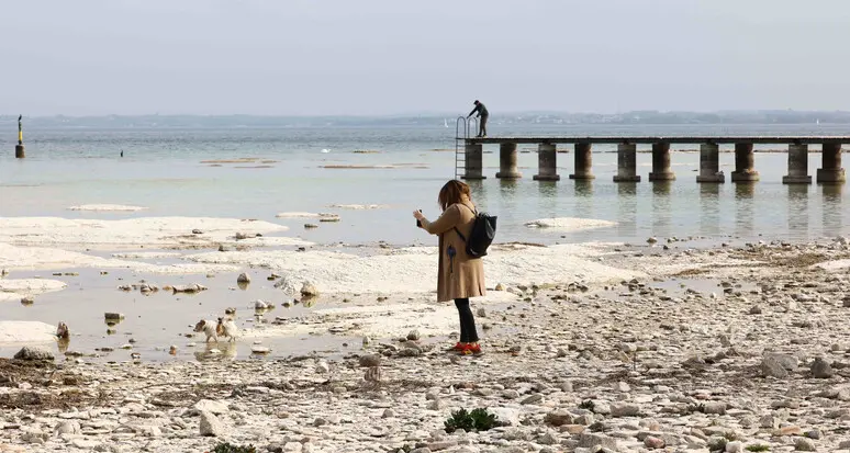 Il livello del Lago di Garda continua a scendere: persi 73 cm da marzo