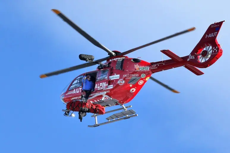 Un fulmine colpisce due alpinisti: portati a Bolzano