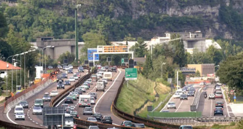 A22, Zimmerhofer: «Via i caselli, si passi al passaggio senza barriere»