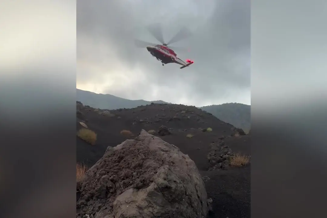 Escursionista colpito da un fulmine sull'Etna, è morto in ospedale