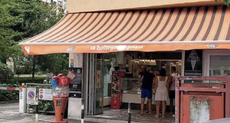 Ladri alla Bottega del Gelato, tagliano l’inferriata e rubano mille euro