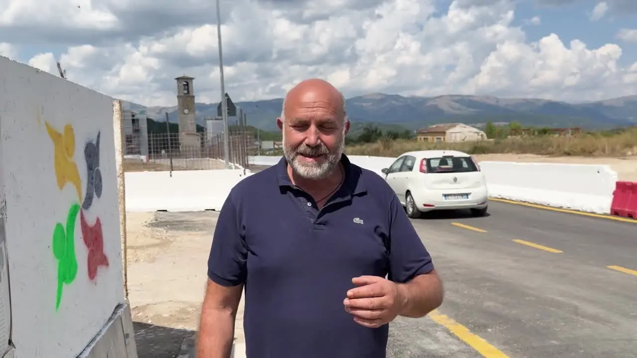 Amatrice, sindaco: \"Possibile far rivivere la città, ma cantieri a singhiozzo per problemi ditte\"