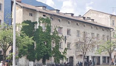 Bressanone, restauri da 600mila euro per la storica canonica