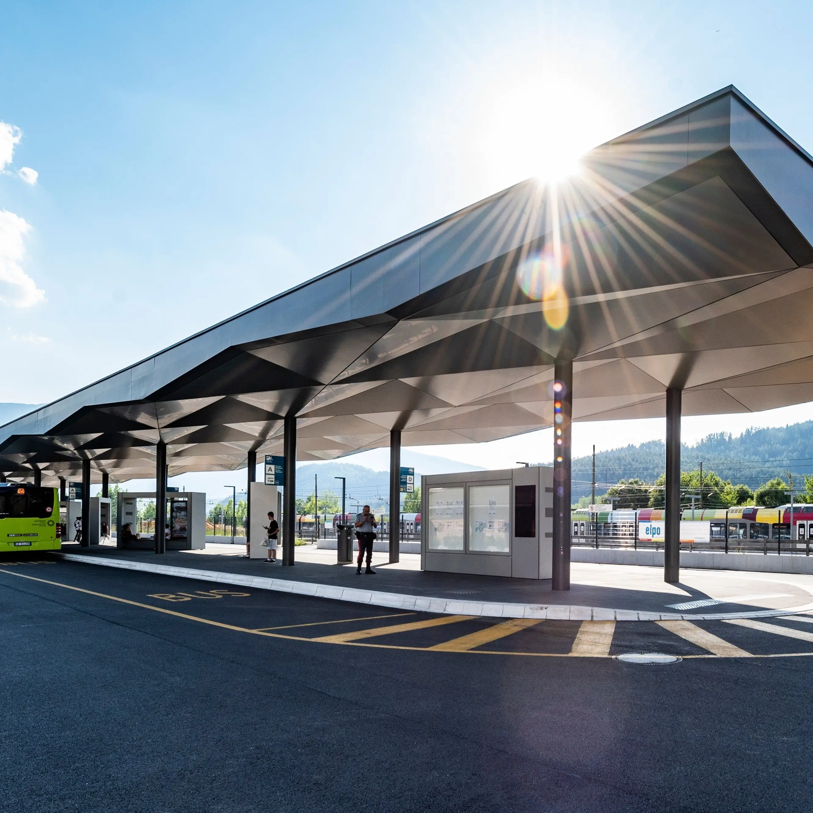 Bus e treni, con Fix365 fino a 1.700 euro di risparmio all’anno