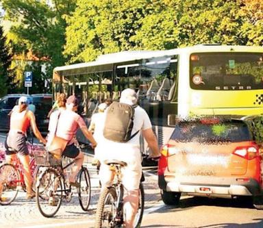 Bressanone, in oltre cento in sella per chiedere più spazi per le bici