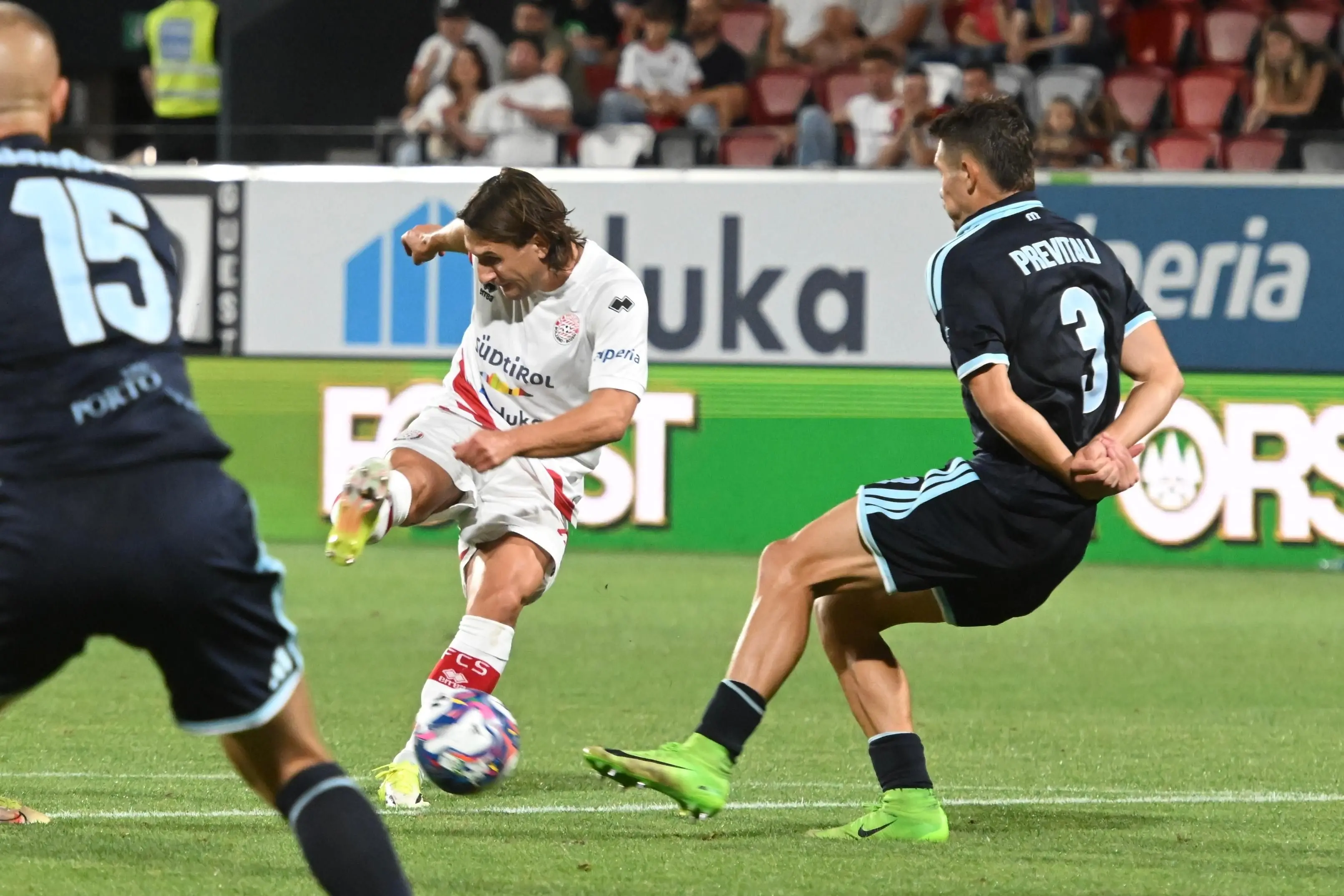 Impresa Südtirol al Druso: in dieci per un tempo, batte 1-0 l’Entella