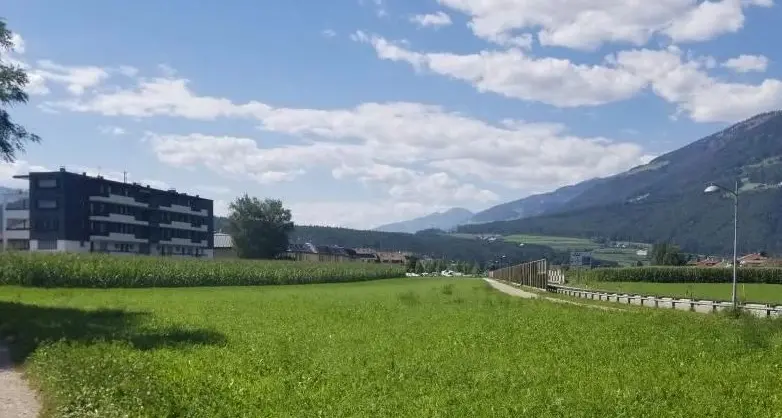 Brunico, partono i lavori per gli orti comunitari: pronti dalla primavera 2027