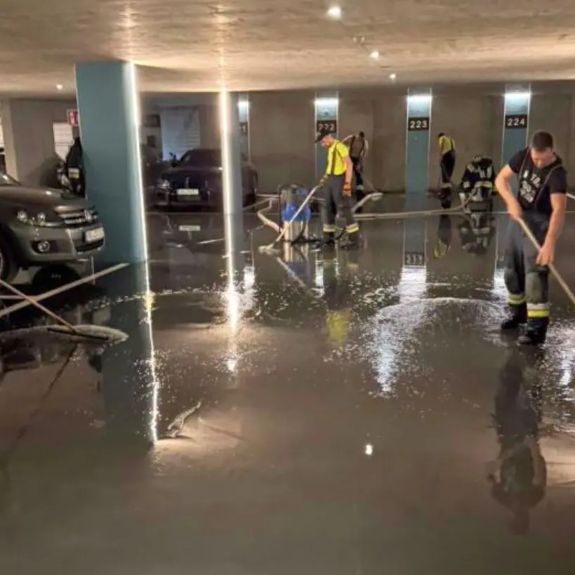 Maltempo in Alto Adige, colate di fango e allagamenti: masi isolati